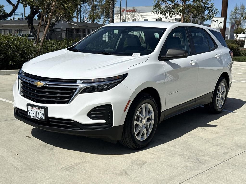 Used 2022 Chevrolet Equinox LS image 7