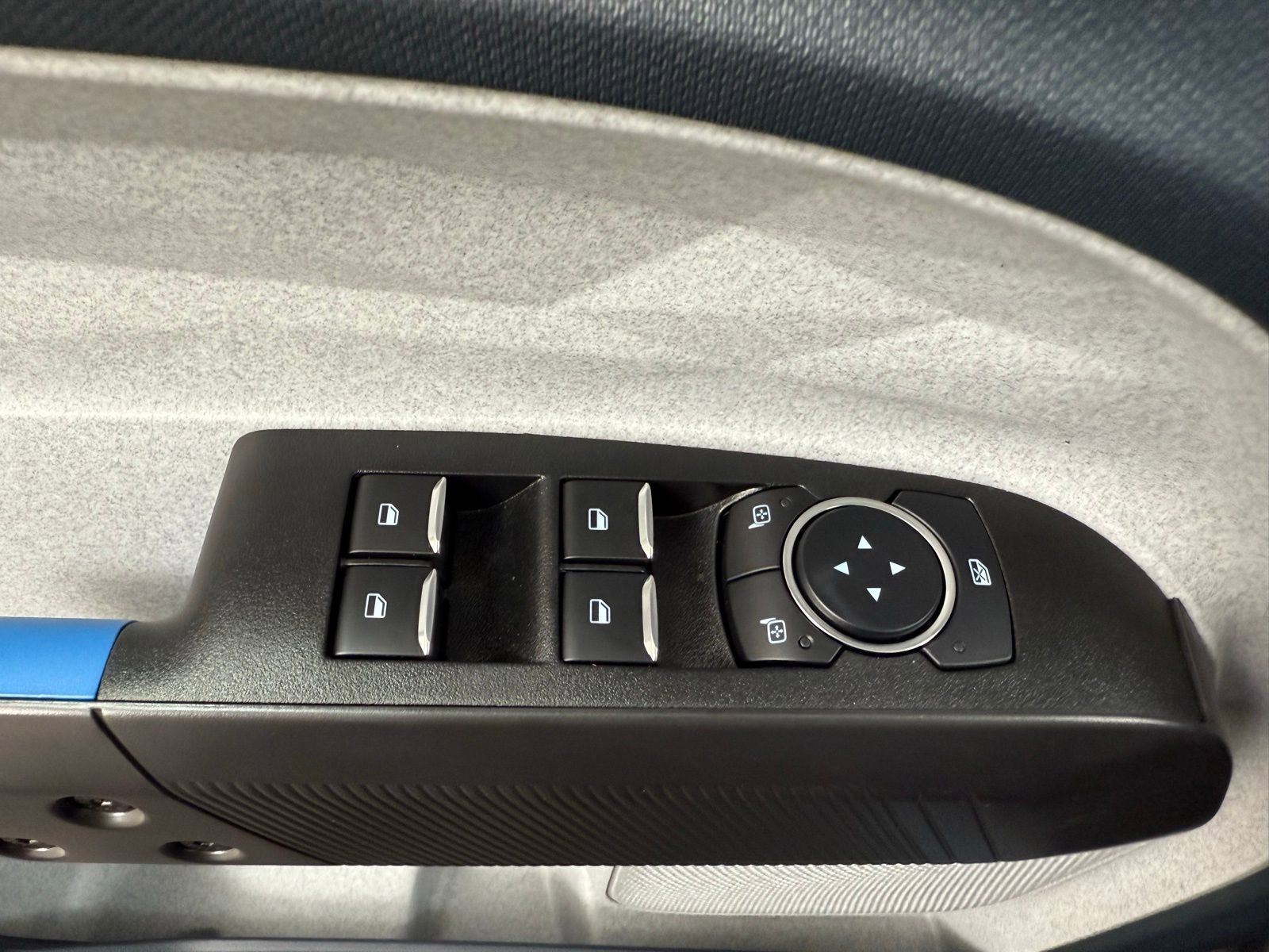 New 2025 Ford Maverick XLT w/ XLT Luxury Package image 13