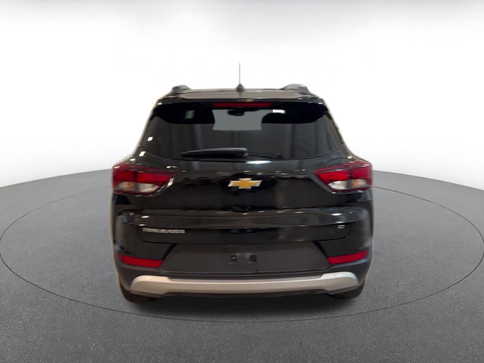 Used 2025 Chevrolet TrailBlazer LT image 12