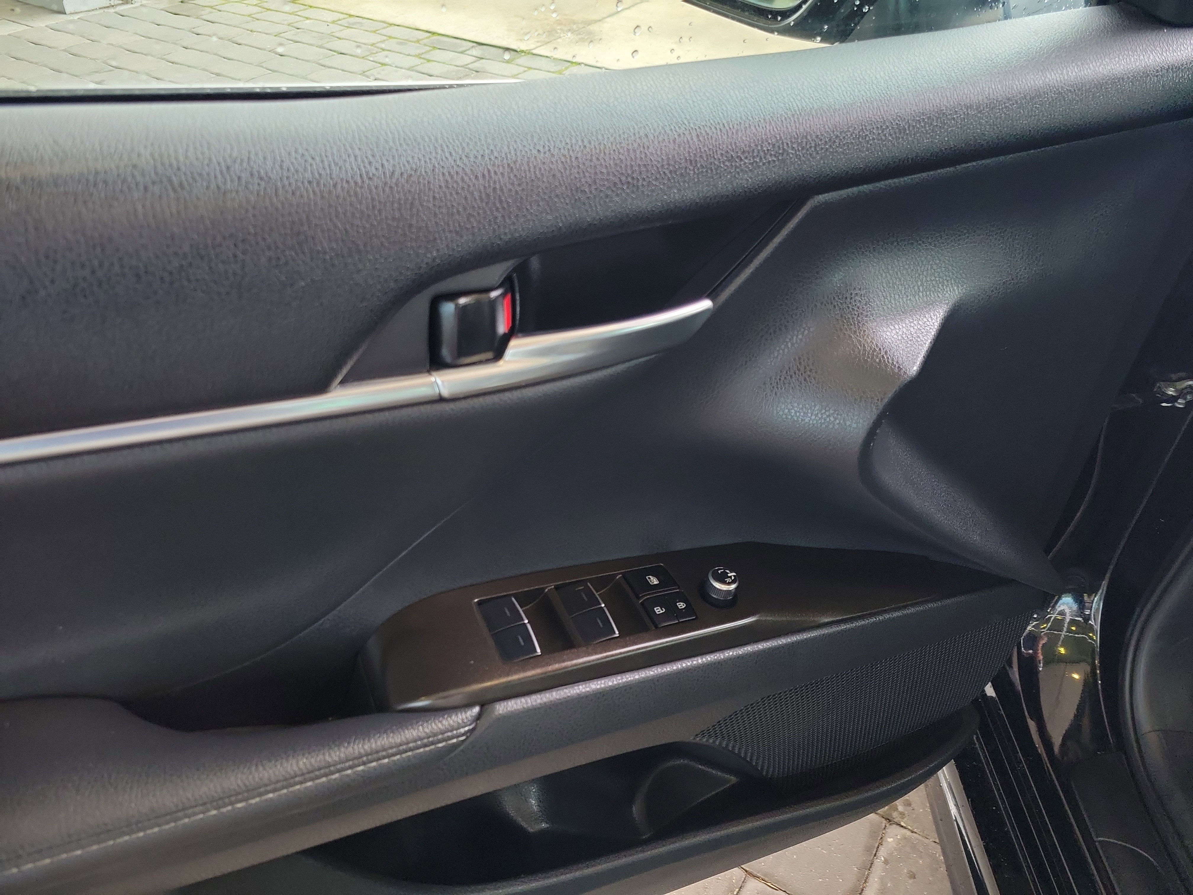 Used 2024 Toyota Camry XSE image 11