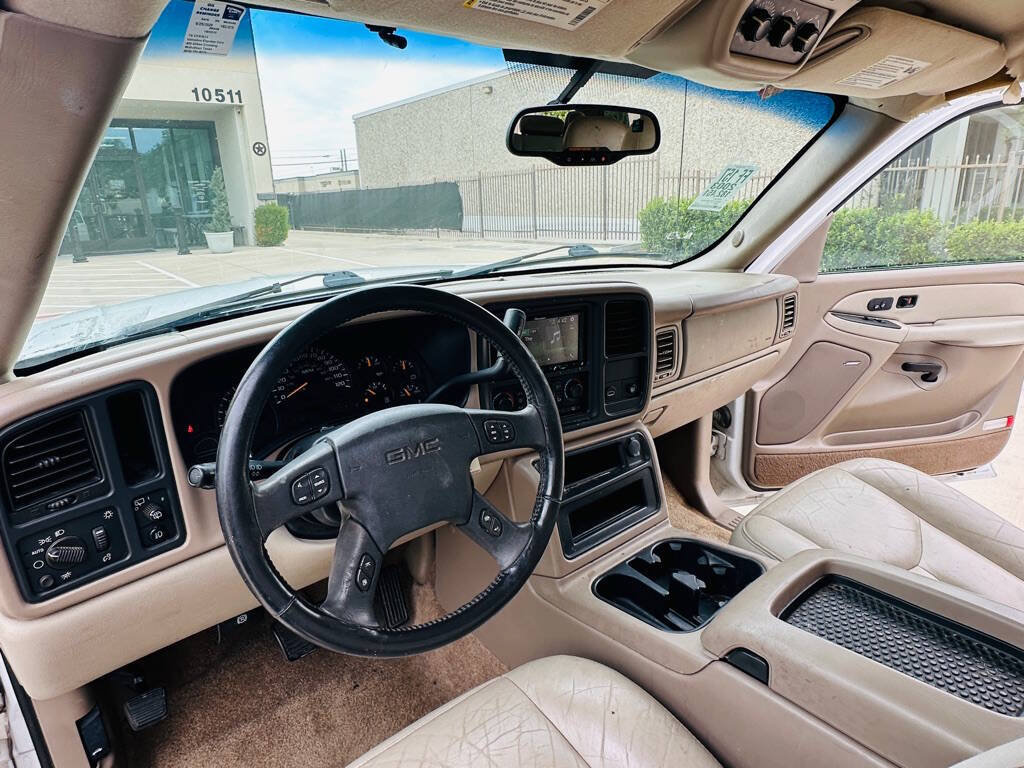Used 2003 GMC Yukon XL SLT w/ 1SD Preferred Equipment Group RWD image 14