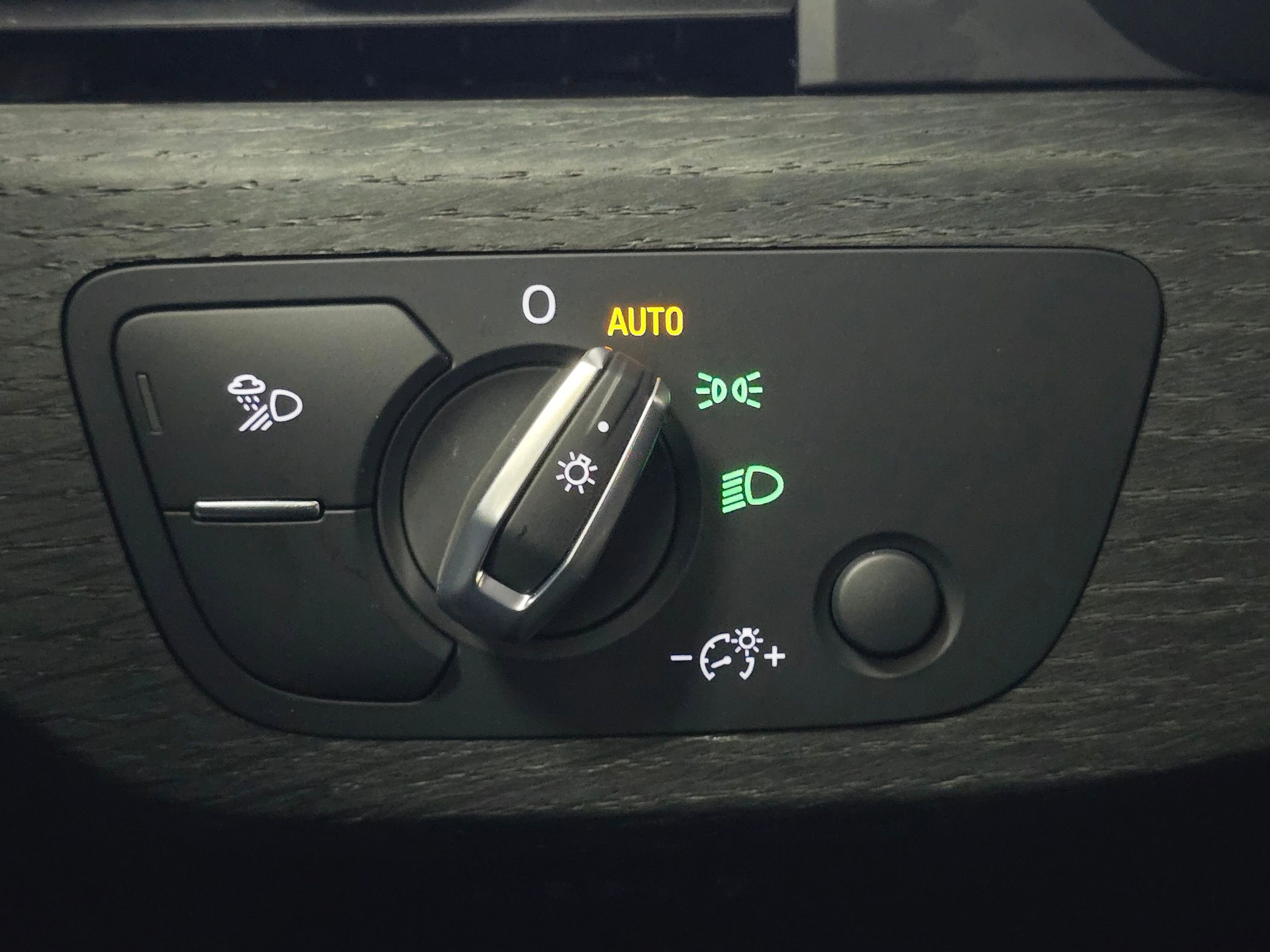 Used 2022 Audi A5 2.0T Premium image 41