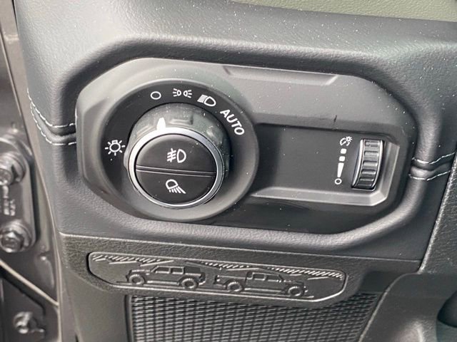 New 2026 Jeep Gladiator Mojave w/ Safety Group AWD/4WD image 26