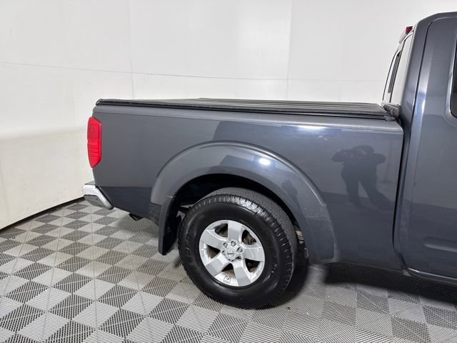 Used 2013 Nissan Frontier SV image 27
