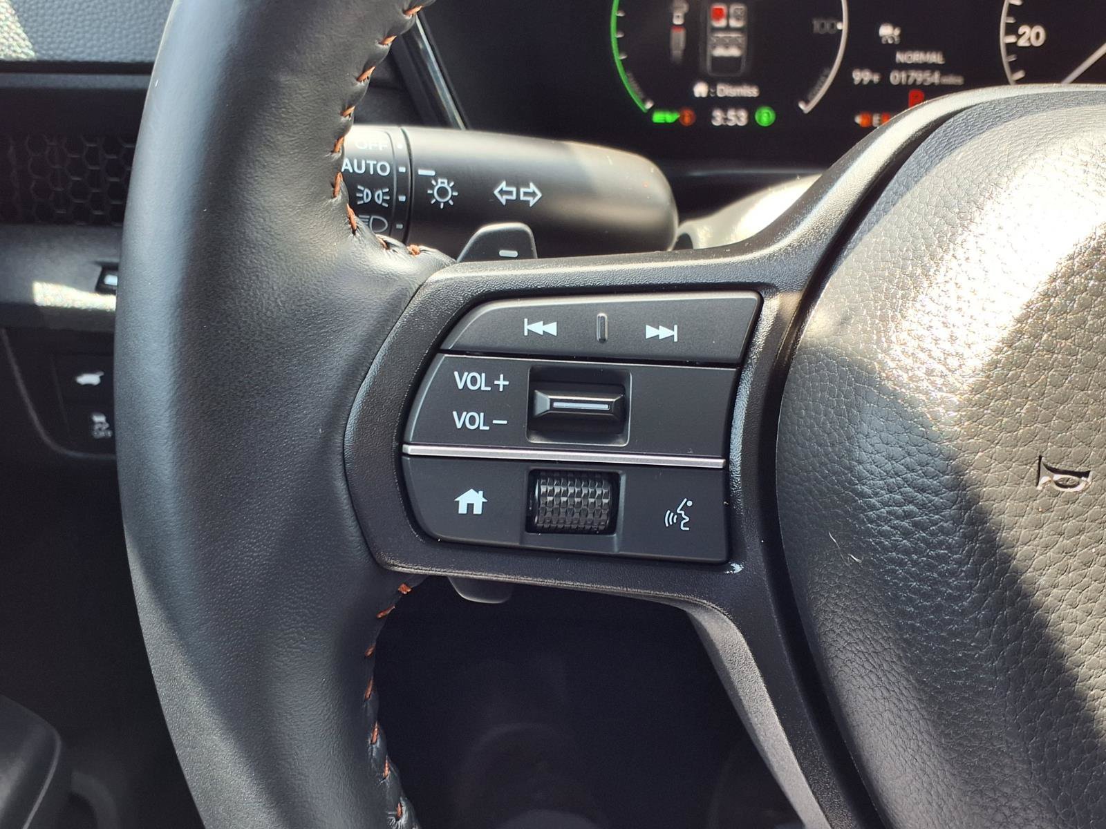 Used 2025 Honda CR-V Sport-L image 17