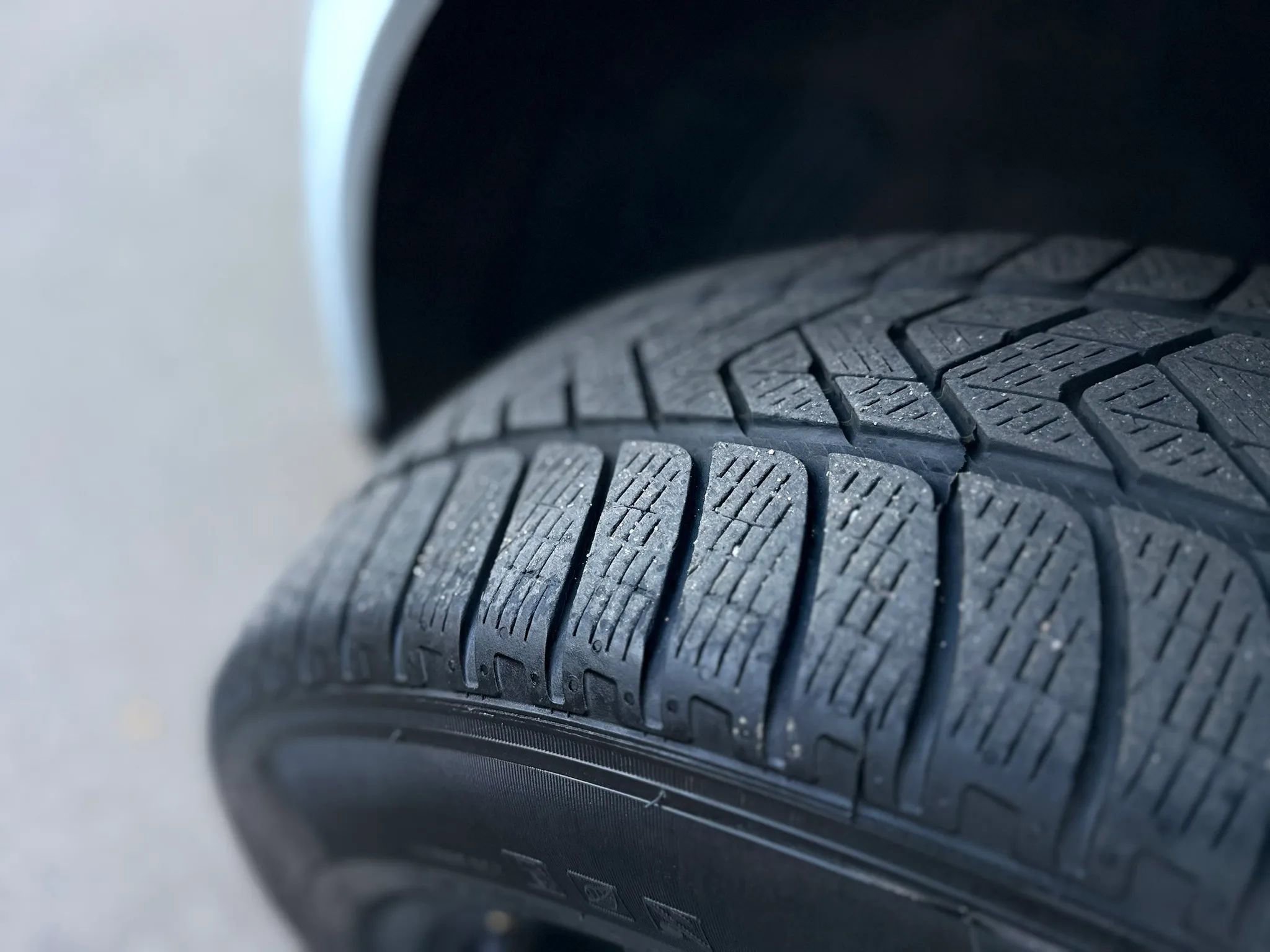 Used 2016 Porsche Macan S w/ Premium Package Plus AWD/4WD image 38