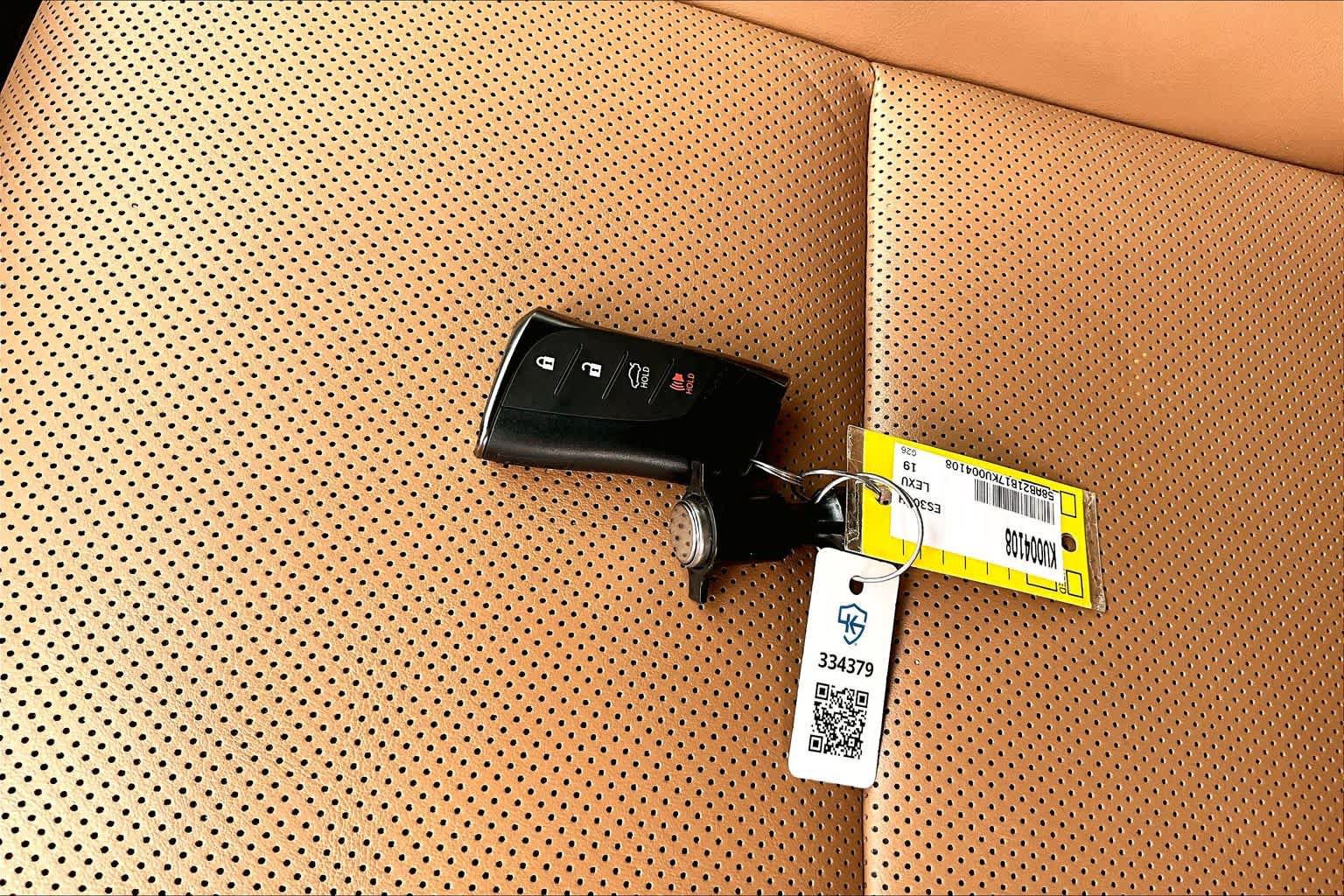 Used 2019 Lexus ES 300h w/ Premium Package FWD image 14