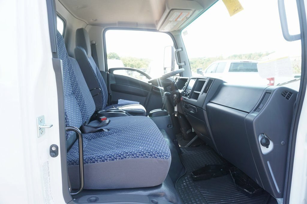 New 2024 Chevrolet Low Cab Forward 4500 XD RWD image 17