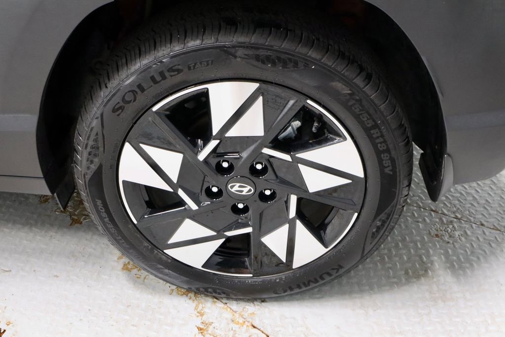 Used 2025 Hyundai Kona SEL FWD image 17