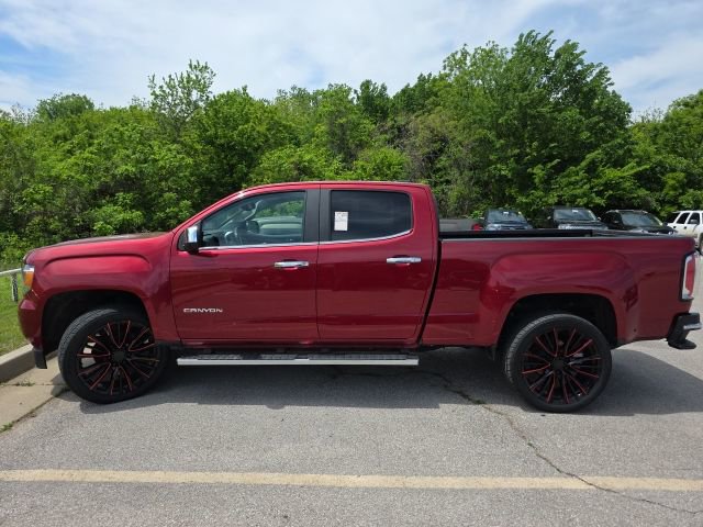 Used 2017 GMC Canyon SLT w/ Driver Alert Package image 2
