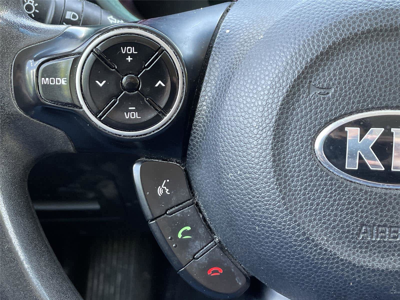 Used 2016 Kia Soul FWD image 18