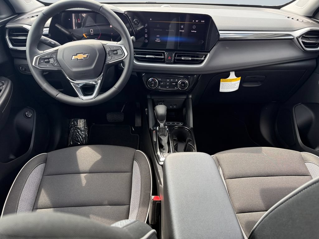 New 2026 Chevrolet TrailBlazer LT w/ Convenience Package FWD image 10