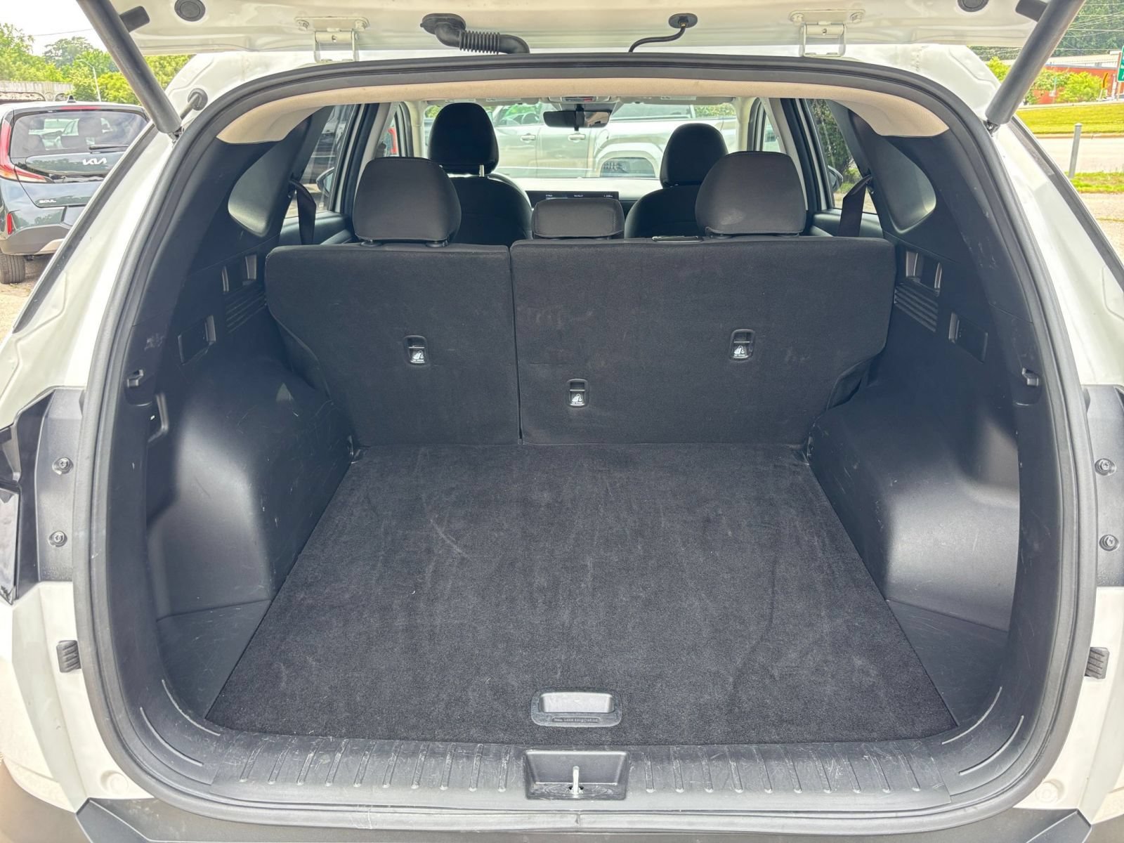Used 2025 Hyundai Tucson SEL FWD image 28