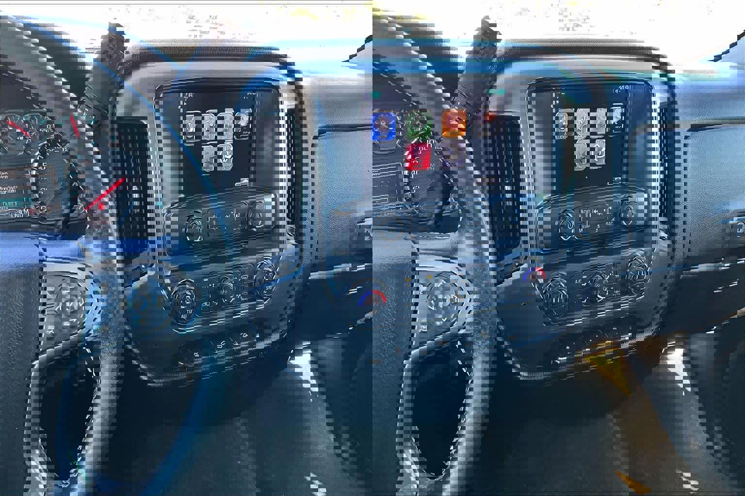 Used 2016 Chevrolet Silverado 2500 LT image 6