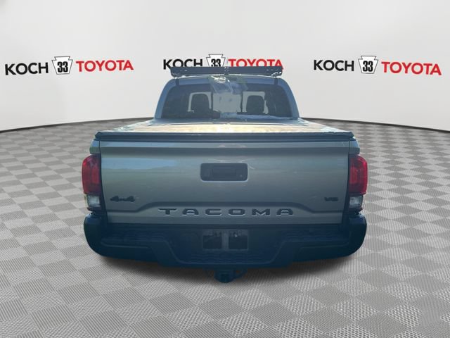 Used 2020 Toyota Tacoma SR5 AWD/4WD image 7