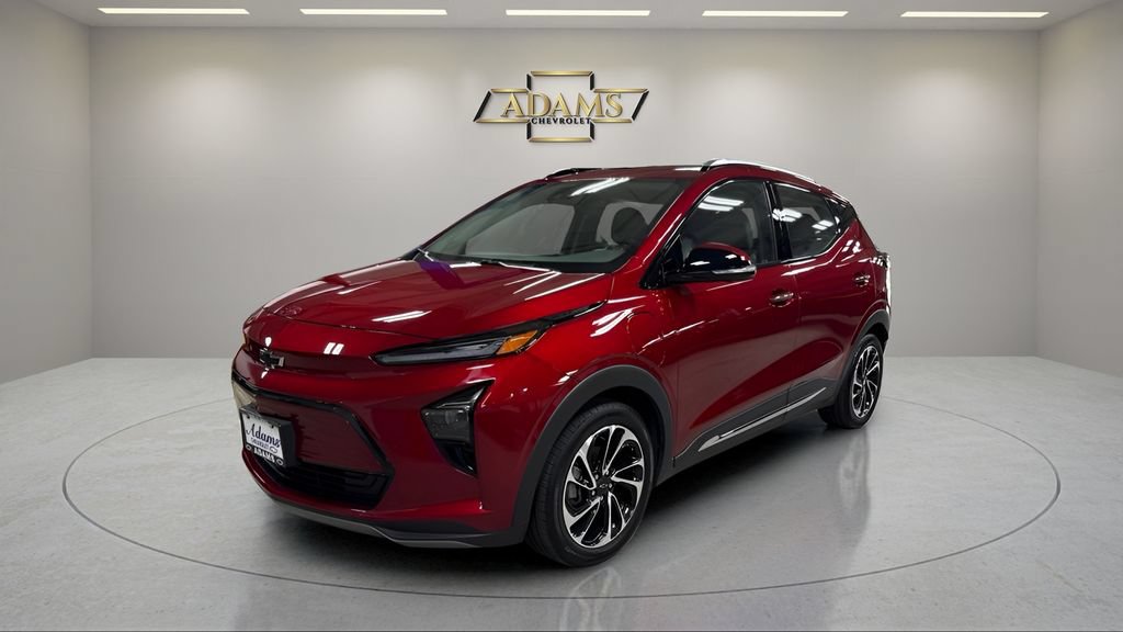 Certified 2023 Chevrolet Bolt EUV Premier FWD image 1