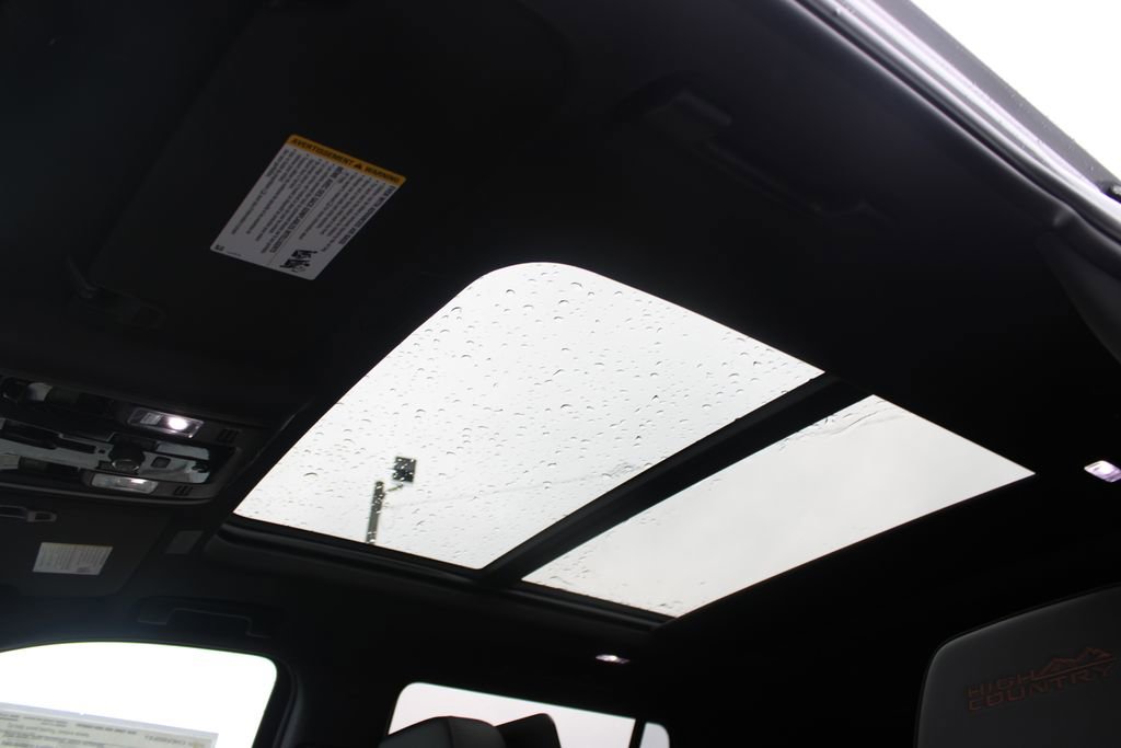 New 2026 Chevrolet Tahoe High Country AWD/4WD image 59