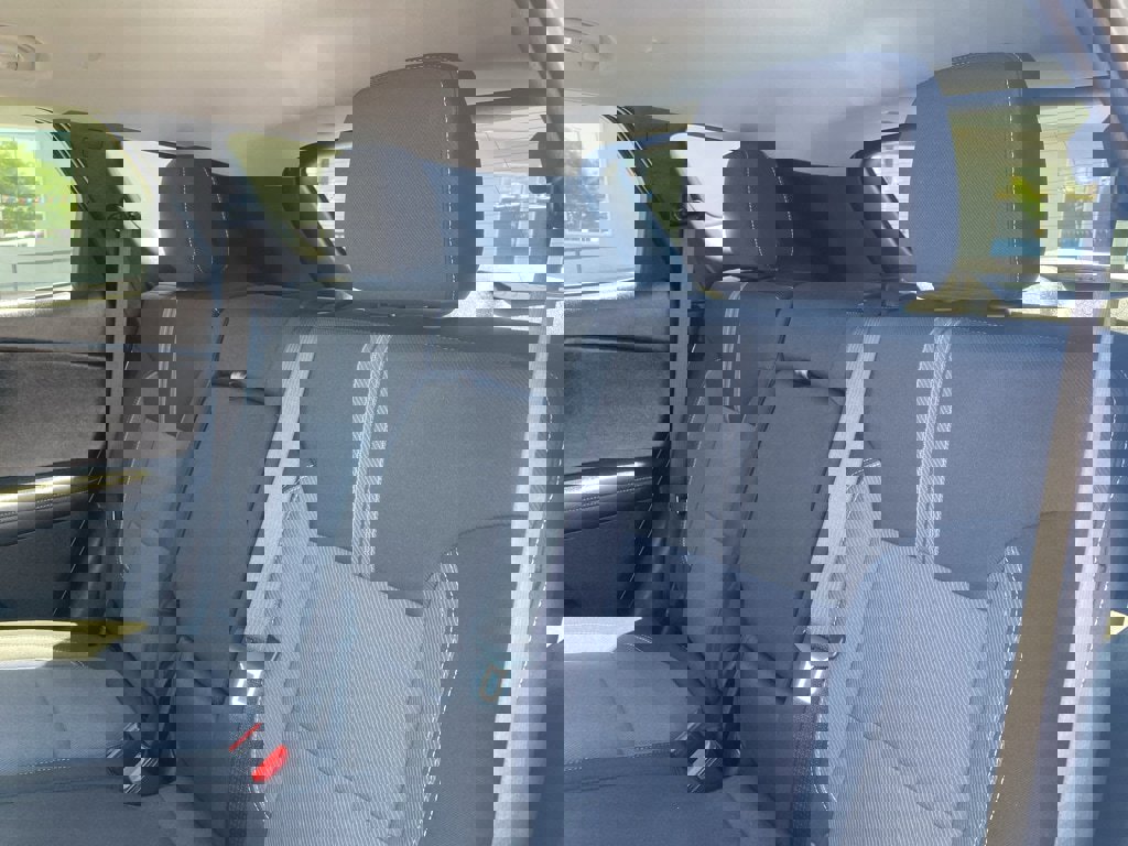 Used 2023 Chevrolet Blazer LT image 19