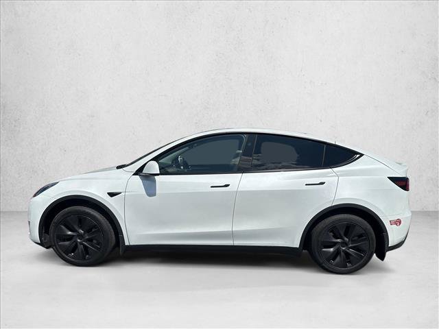 Used 2025 Tesla Model Y Long Range RWD image 7