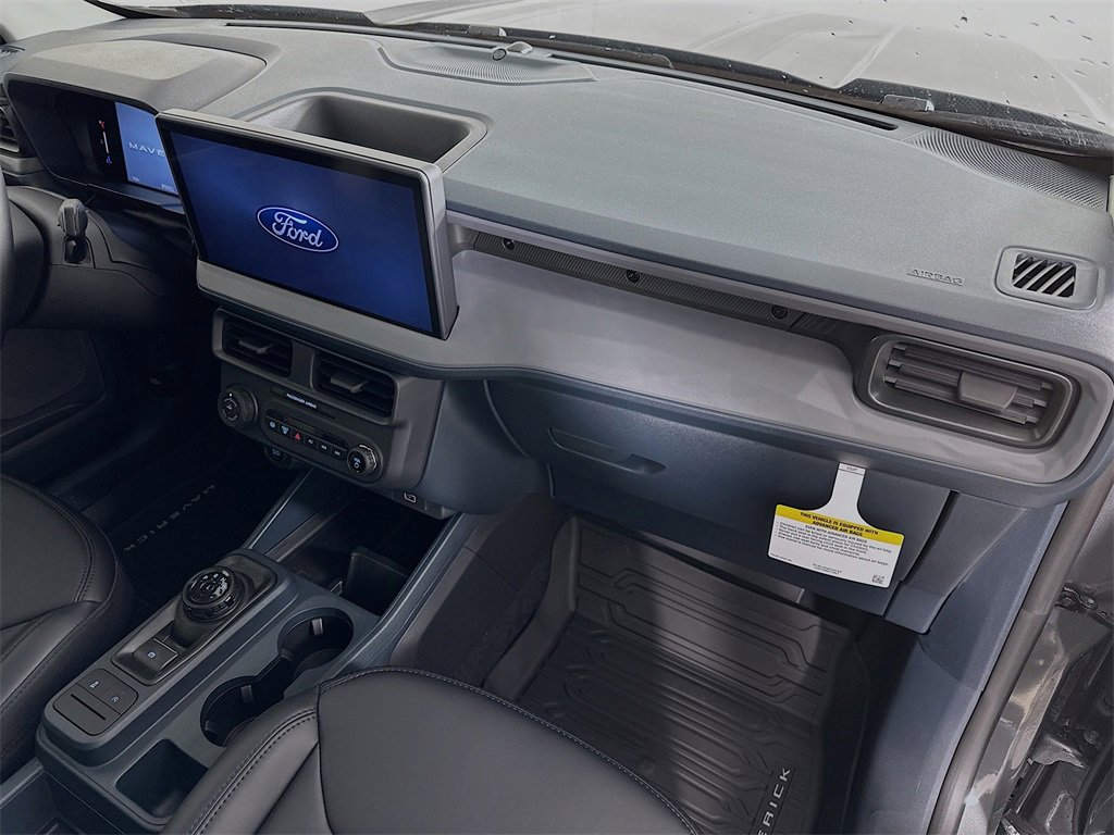 New 2026 Ford Maverick Lariat w/ Black Appearance Package image 30