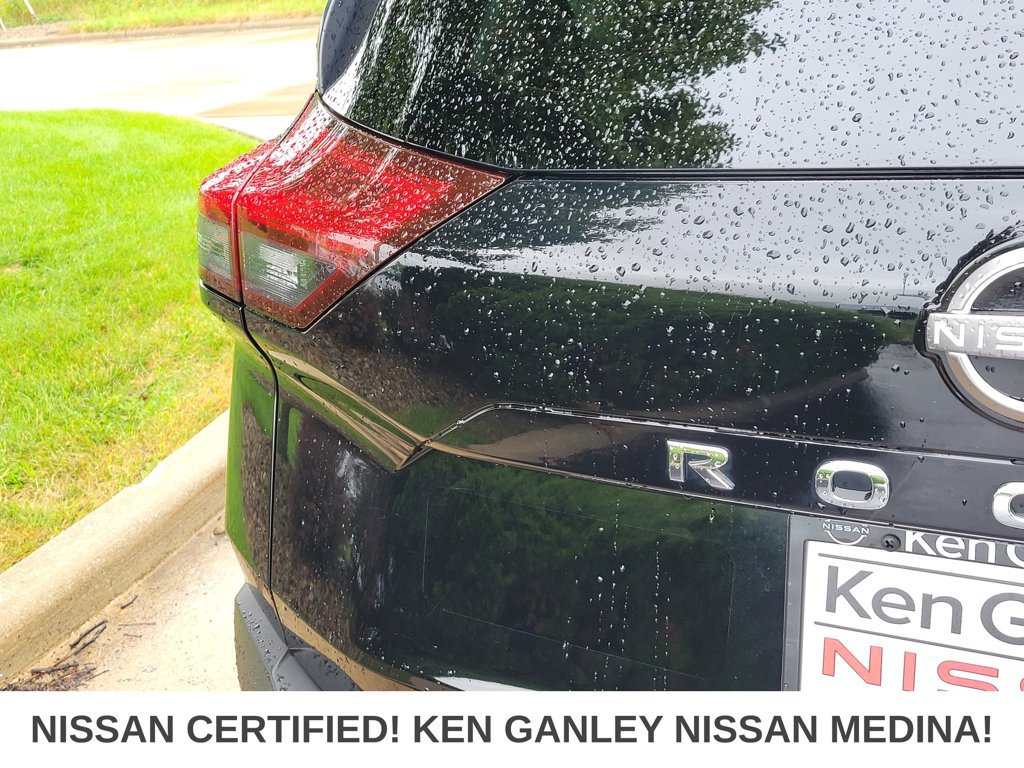 Certified 2023 Nissan Rogue SV AWD/4WD image 16