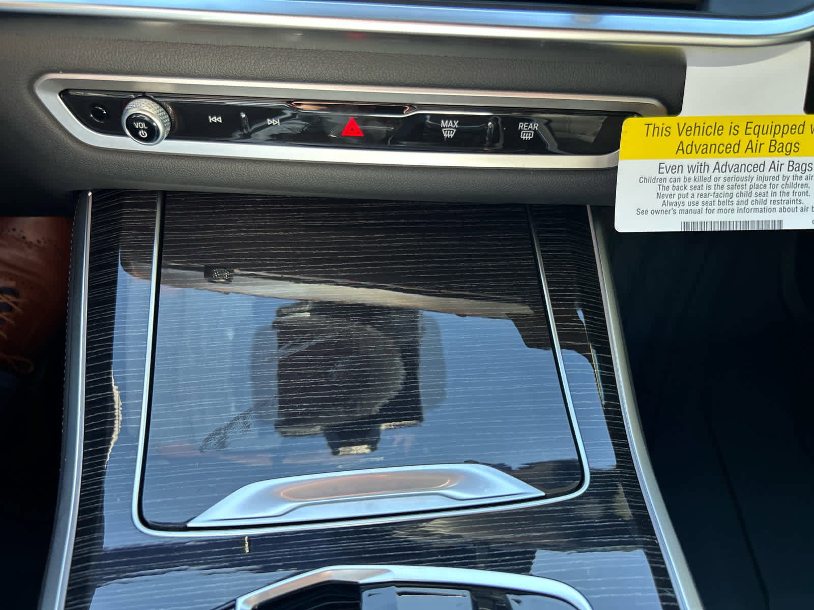 Used 2026 BMW X5 xDrive50e w/ M Sport Package image 36