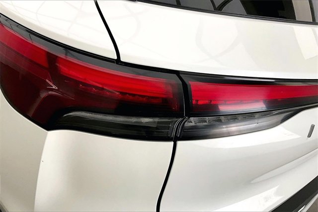 Used 2023 INFINITI QX60 Luxe image 28