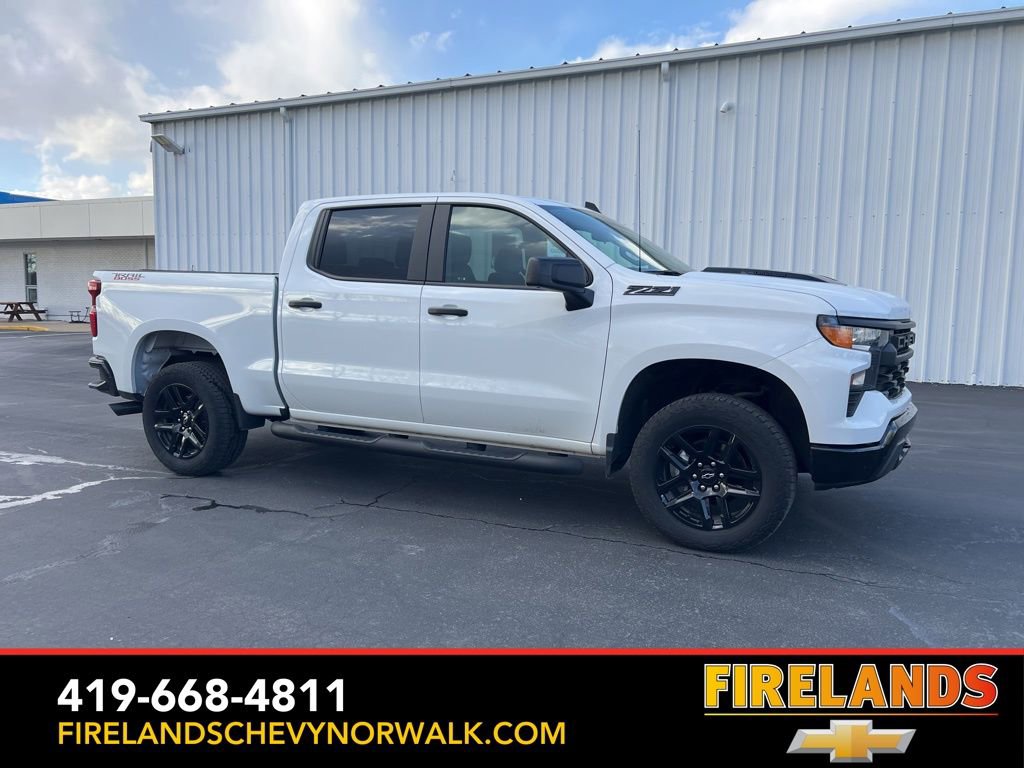 Used 2025 Chevrolet Silverado 1500 Custom Trail Boss w/ Turbomax Blackout Package image 16