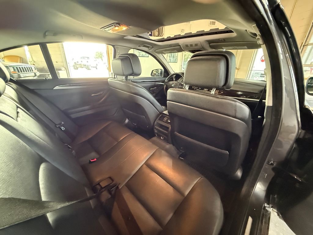 Used 2013 BMW 528i Sedan image 26