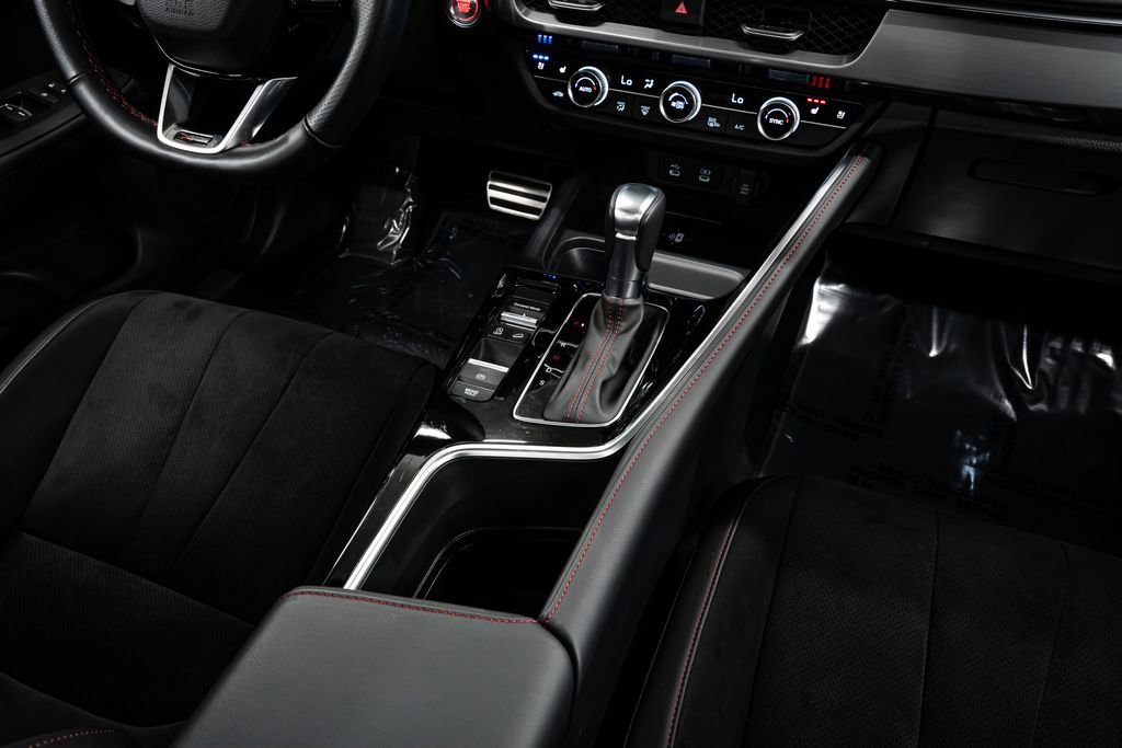 Certified 2025 Acura ADX A-Spec image 27