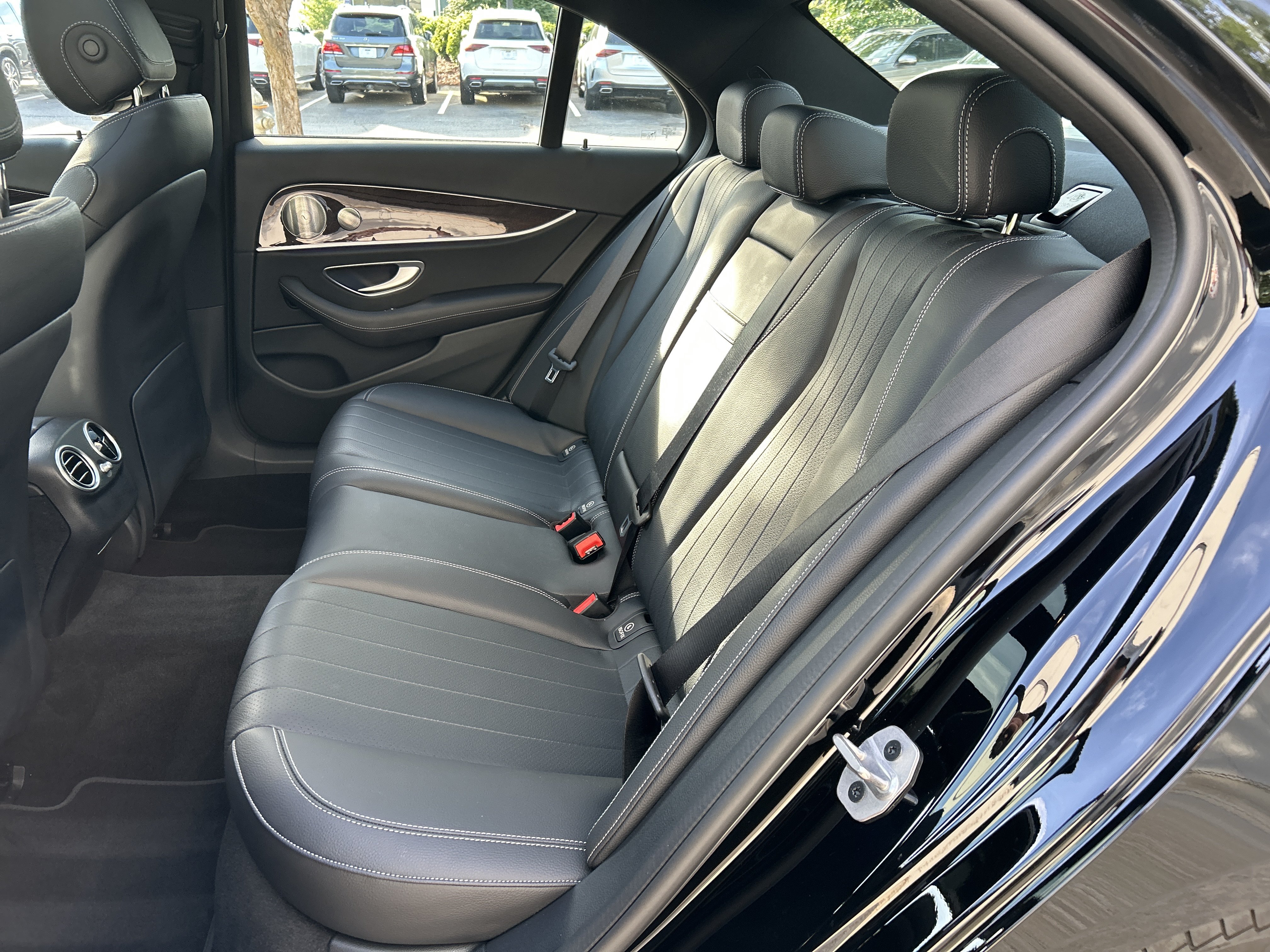 Certified 2023 Mercedes-Benz E 450 4MATIC Sedan image 40