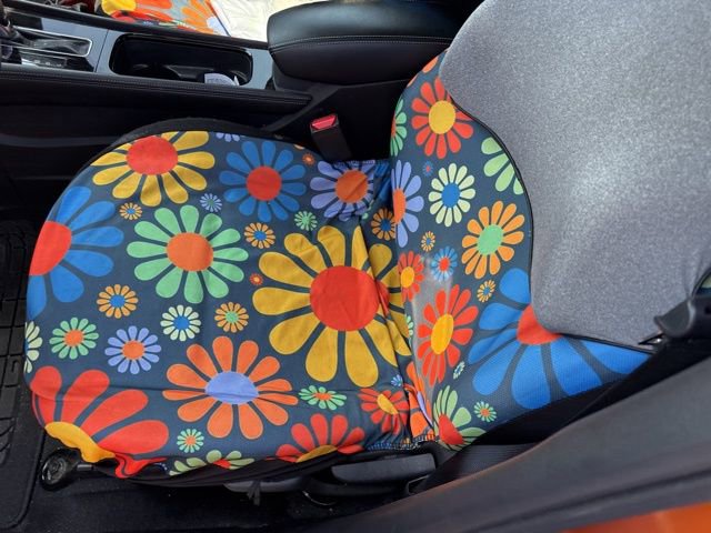 Used 2023 Nissan Kicks SV image 9