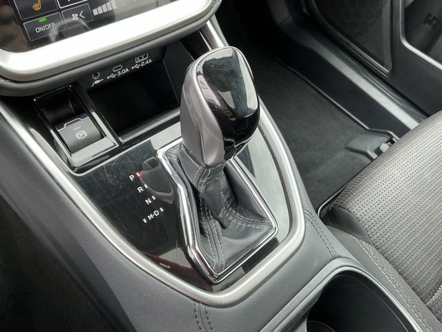 Used 2025 Subaru Outback Premium AWD/4WD image 23