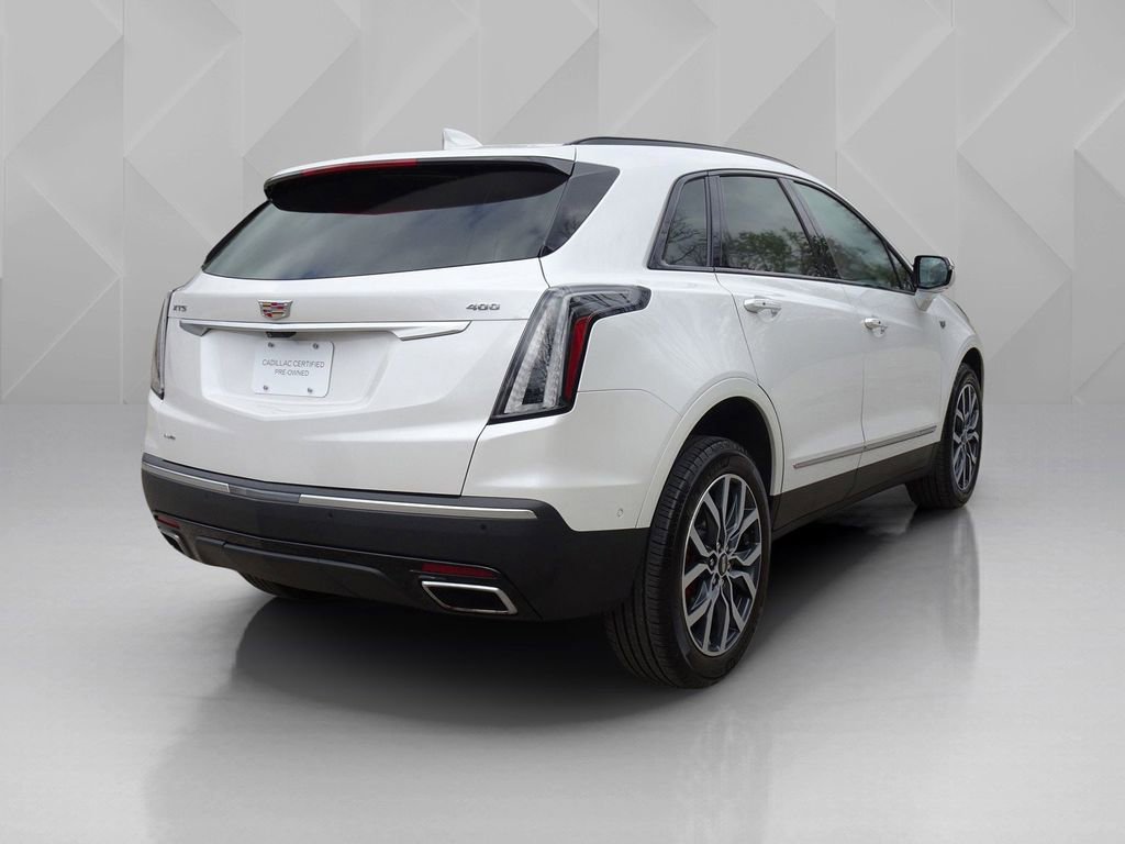 Certified 2023 Cadillac XT5 Sportv w/ Technology Package AWD/4WD image 5