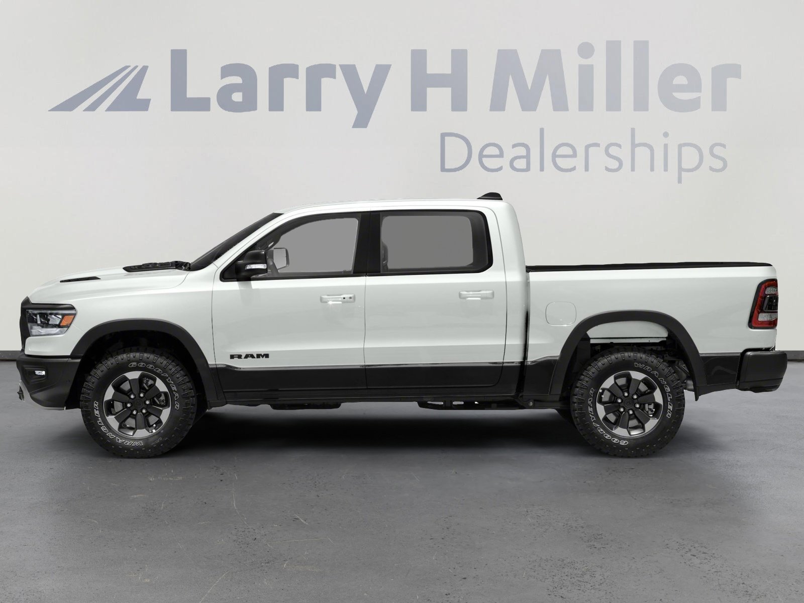 Used 2020 RAM 1500 Rebel w/ Rebel Level 2 Equipment Group AWD/4WD image 6