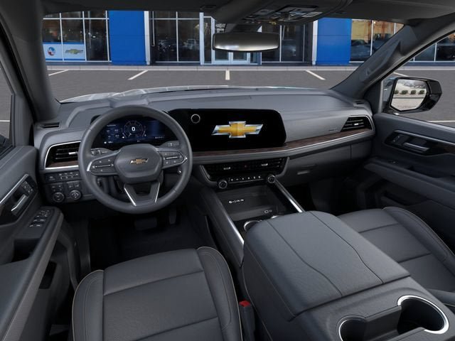 New 2026 Chevrolet Suburban Premier w/ Sun And Tow Package AWD/4WD image 15