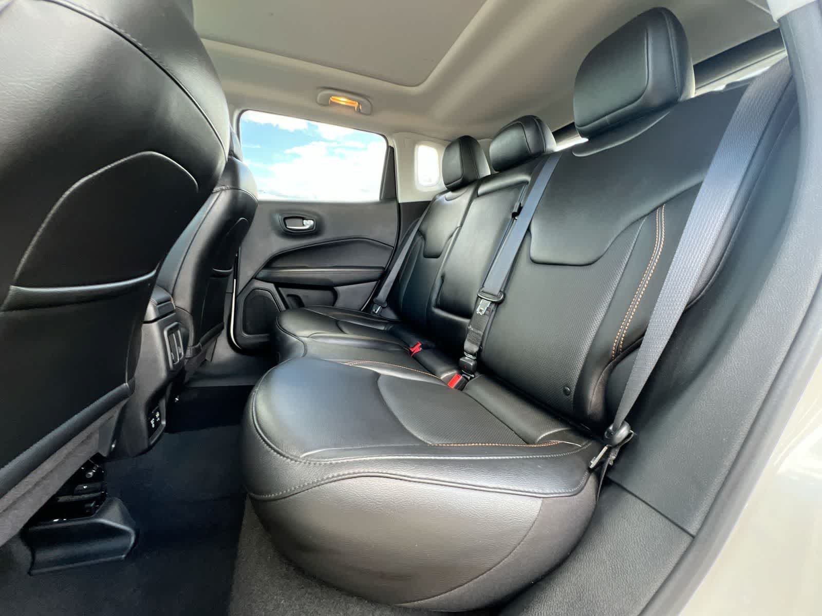 Used 2020 Jeep Compass Limited AWD/4WD image 19