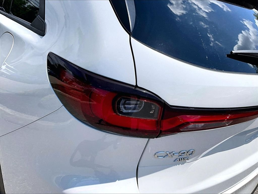 Used 2024 MAZDA CX-90 Plug-In Hybrid w/ Preferred AWD/4WD image 34