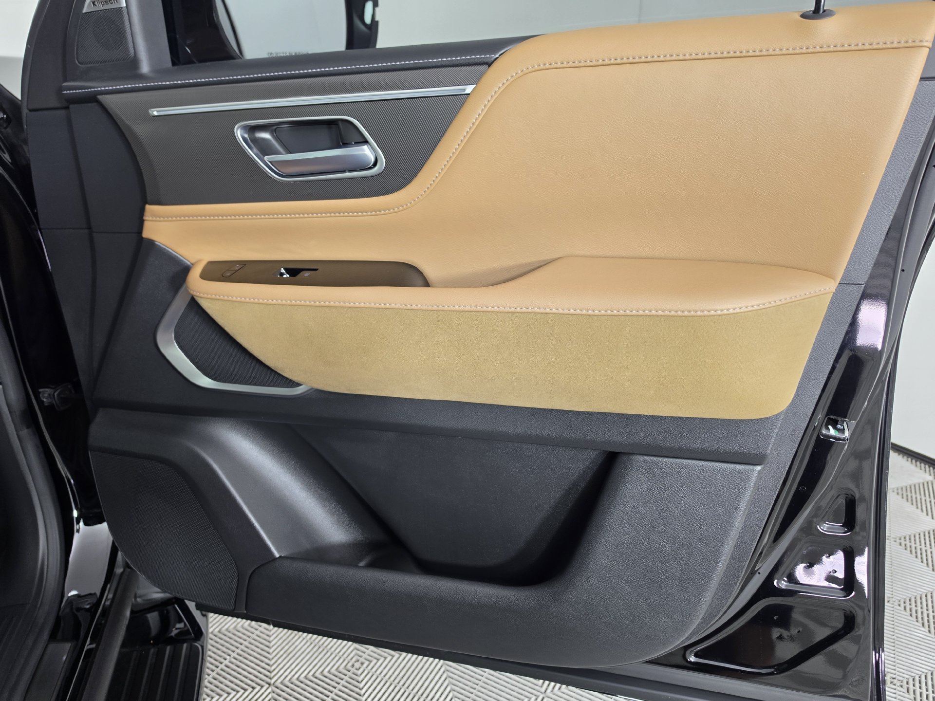 Used 2026 INFINITI QX80 Luxe RWD image 34