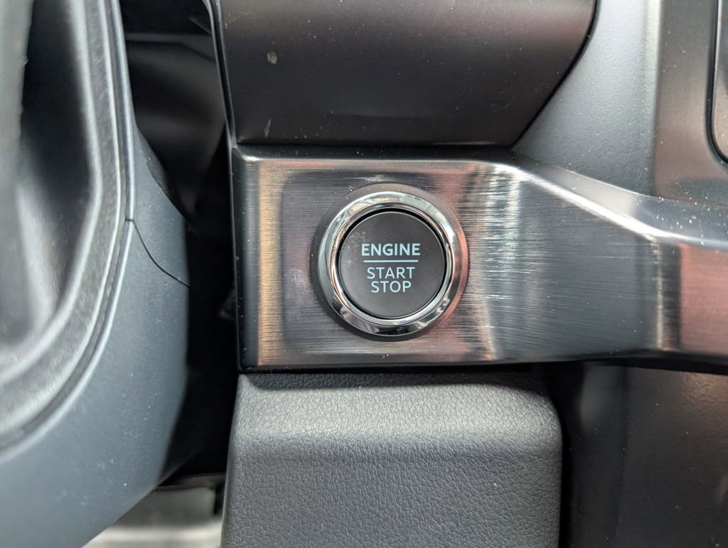 New 2026 Ford F250 Lariat w/ Black Appearance Package AWD/4WD image 18