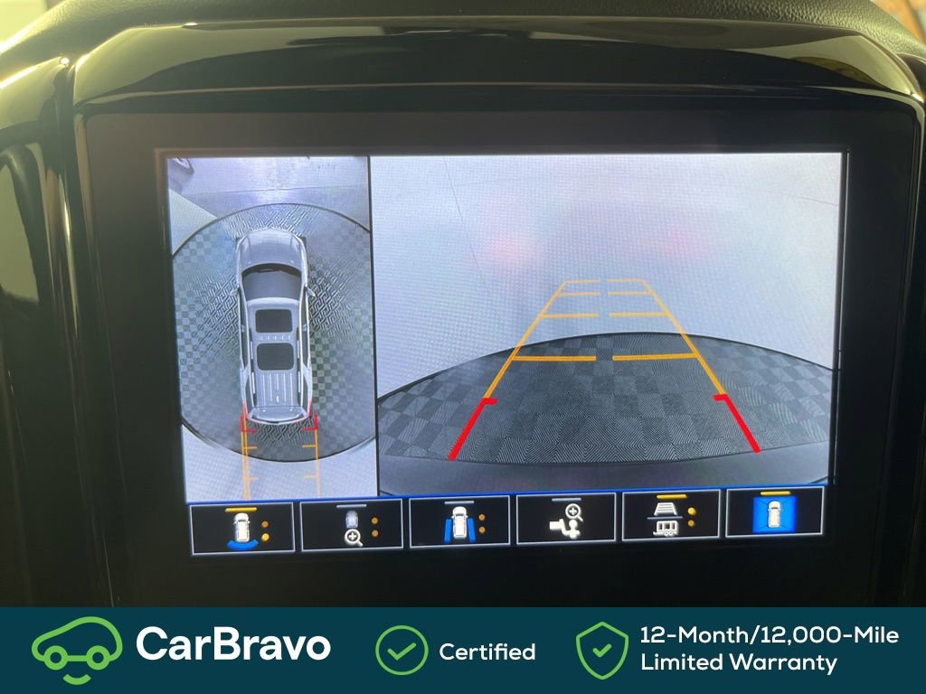 Certified 2023 Chevrolet Traverse LT w/ Rear Camera Mirror Package image 34