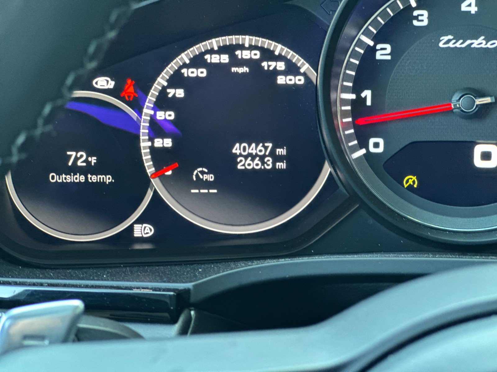Used 2022 Porsche Cayenne Turbo w/ Assistance Package AWD/4WD image 25