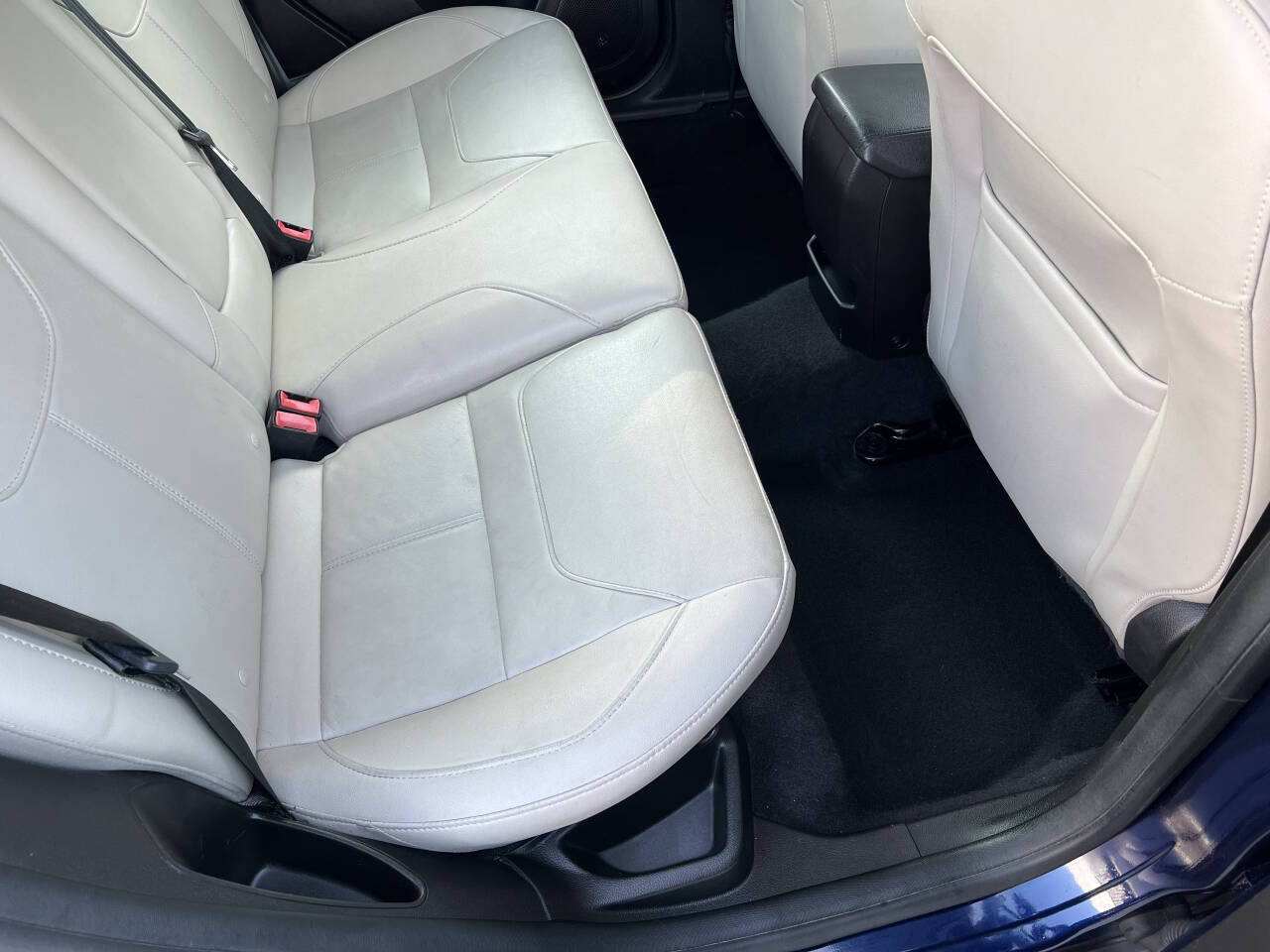 Used 2017 Ford Focus Titanium FWD image 13