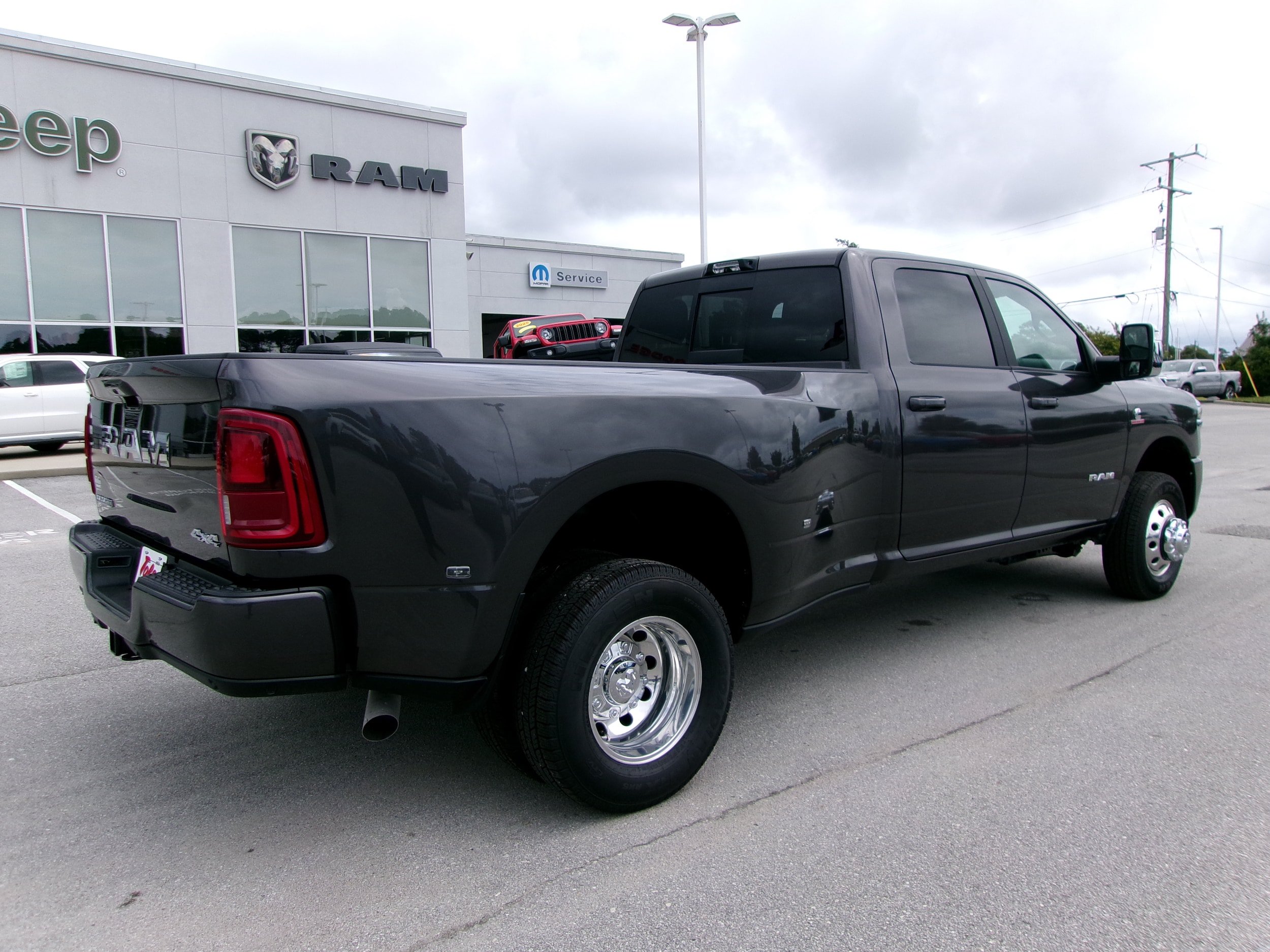 New 2026 RAM 3500 Laramie AWD/4WD image 3