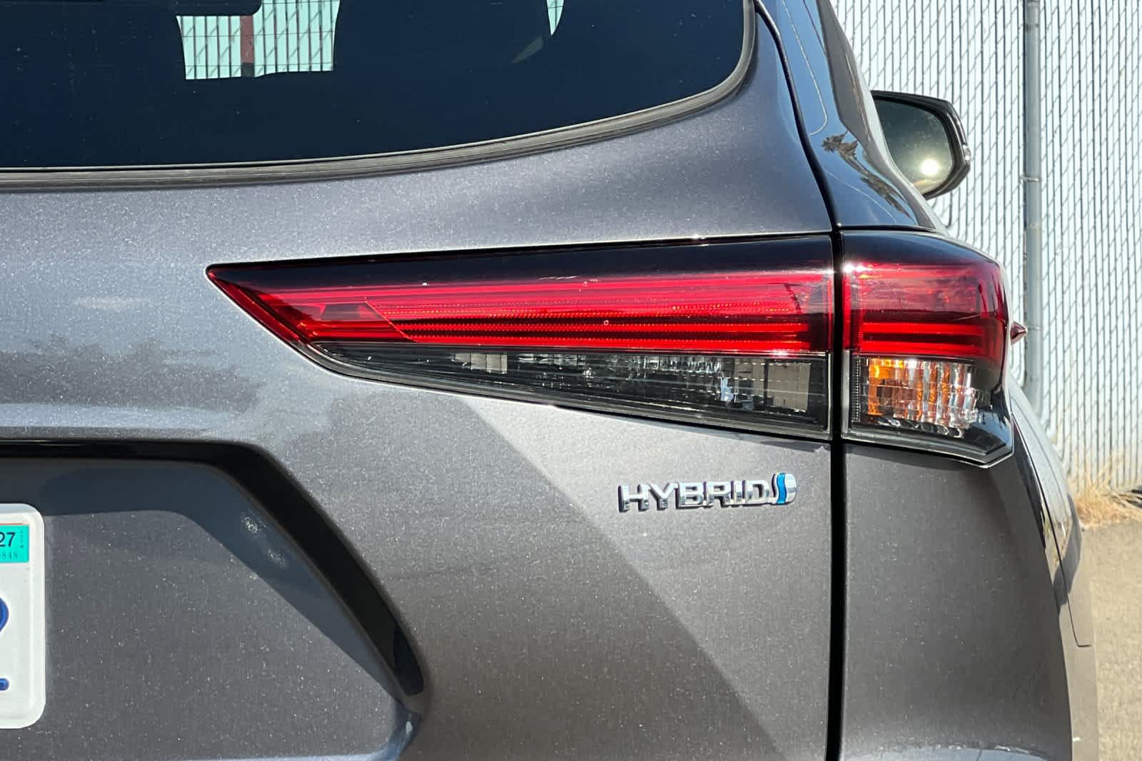 Used 2022 Toyota Highlander LE AWD/4WD image 20
