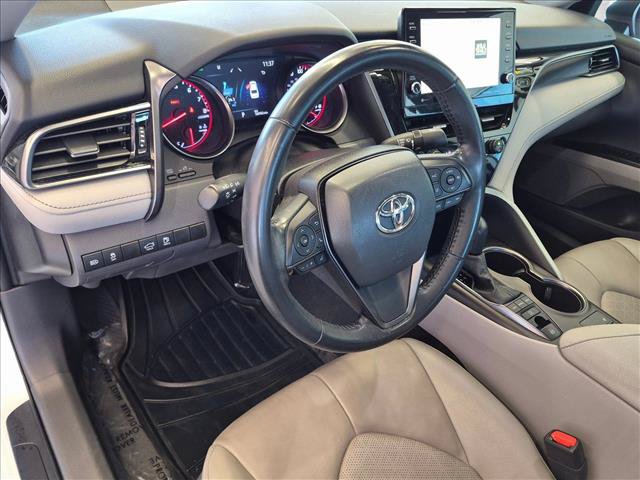 Used 2021 Toyota Camry XSE FWD image 9