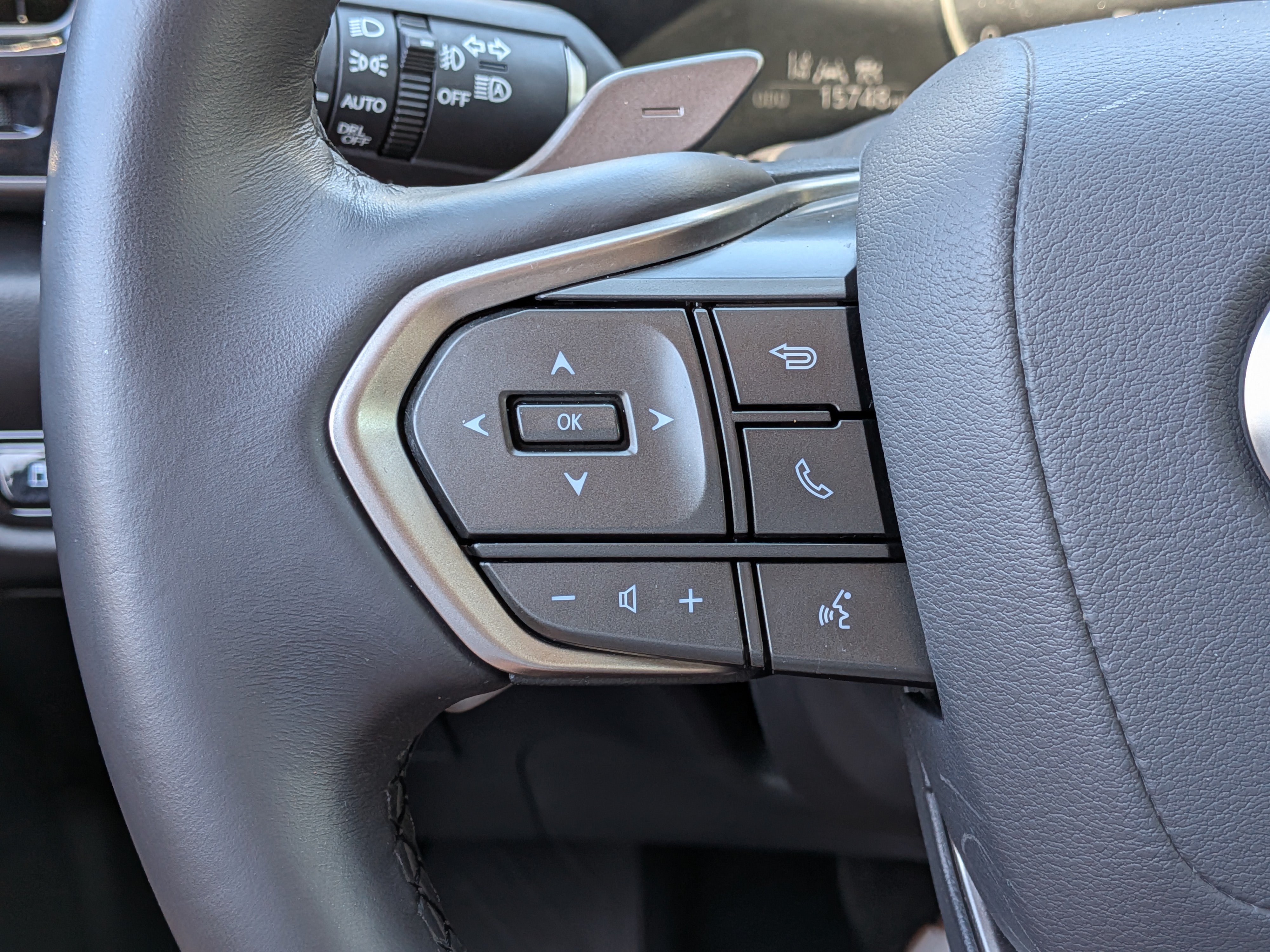 Used 2025 Lexus NX 250 FWD w/ Towing Package (2000 Lbs) image 26