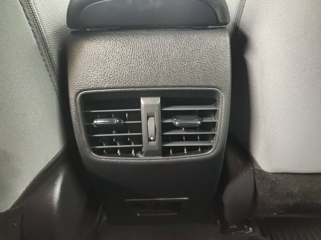 Certified 2024 Toyota Corolla Cross SE image 38