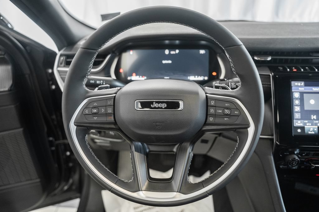 New 2026 Jeep Grand Cherokee L 4WD image 30
