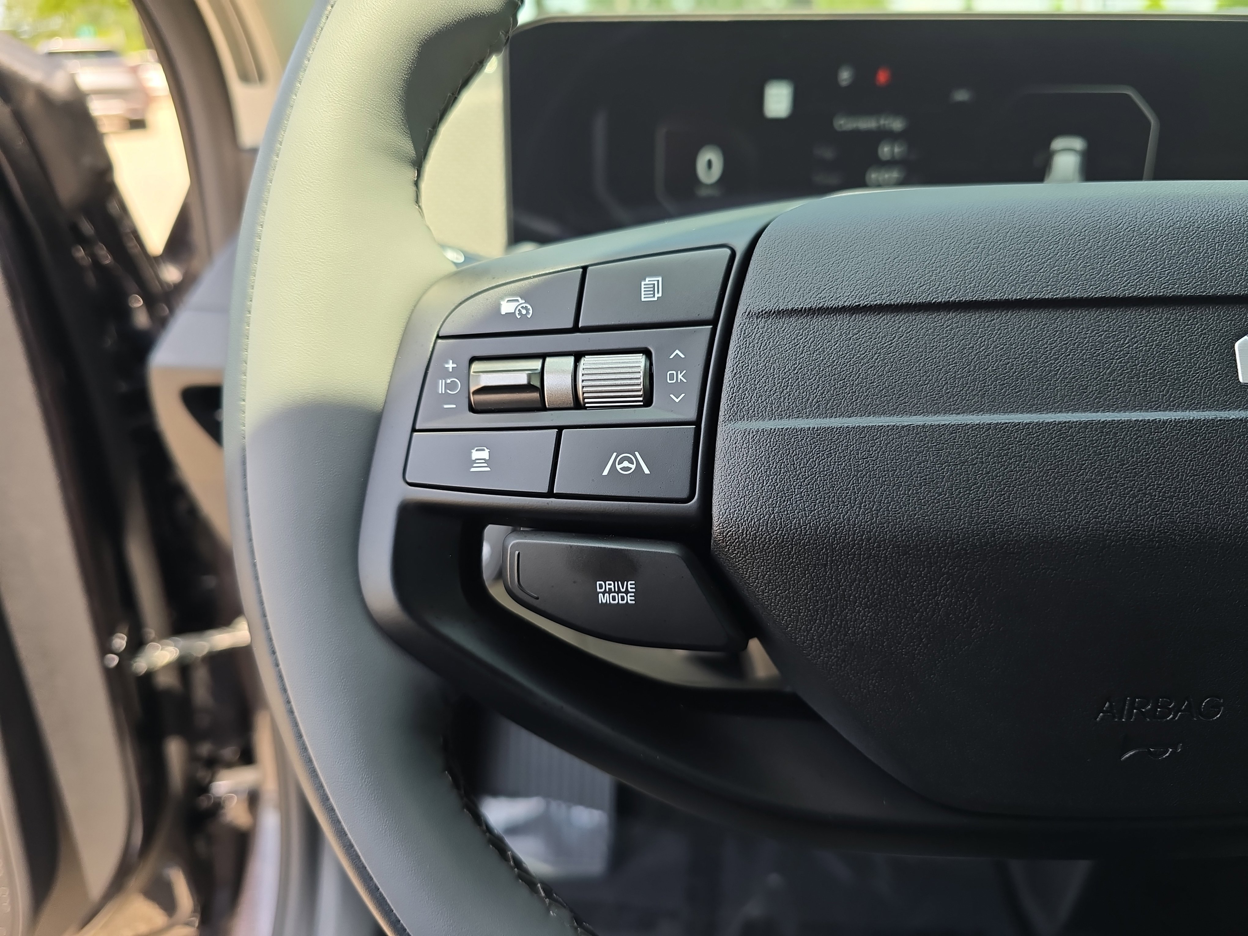 New 2025 Kia EV6 Wind image 17